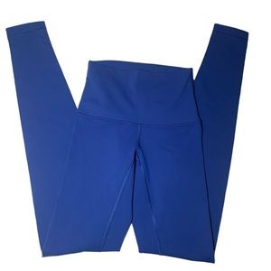 Wunder under hr blue leggings